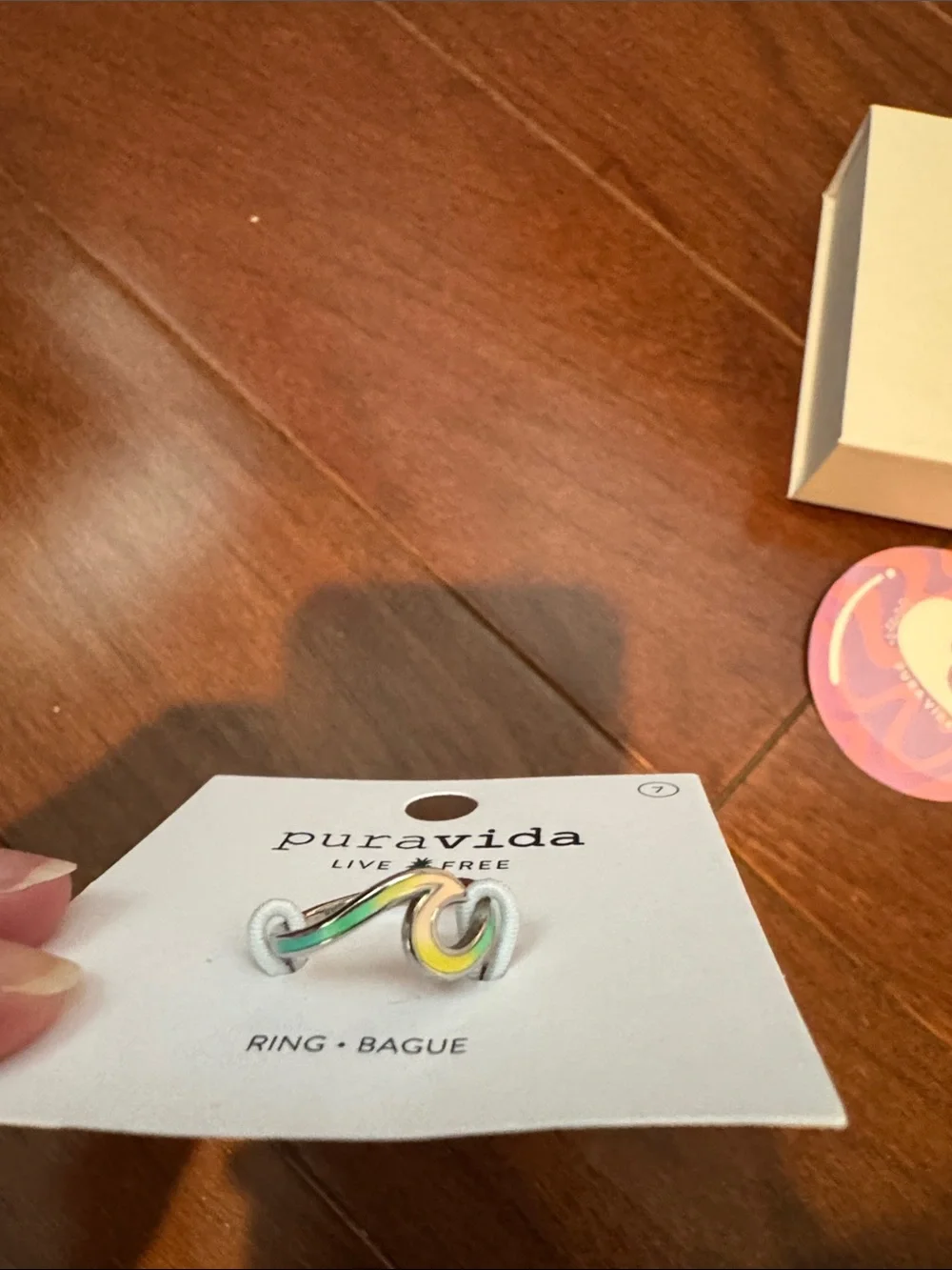 Pura Vida wave ring pastel Ring box & Pink and blue Stickers size 7